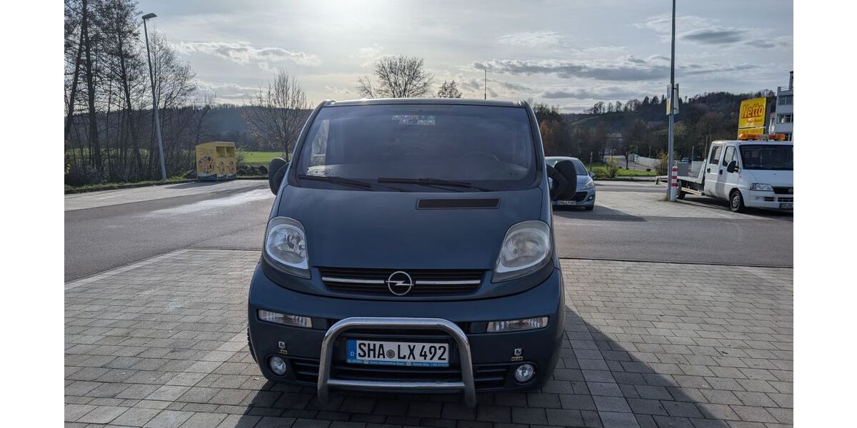 Opel Vivaro 289.000 km 7.999 &euro; Baden-Württemberg - Oberrot 74420