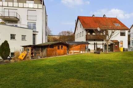 Haus zum Kaufen in Weinstadt 565.000 € 191 m² 9 zimmer