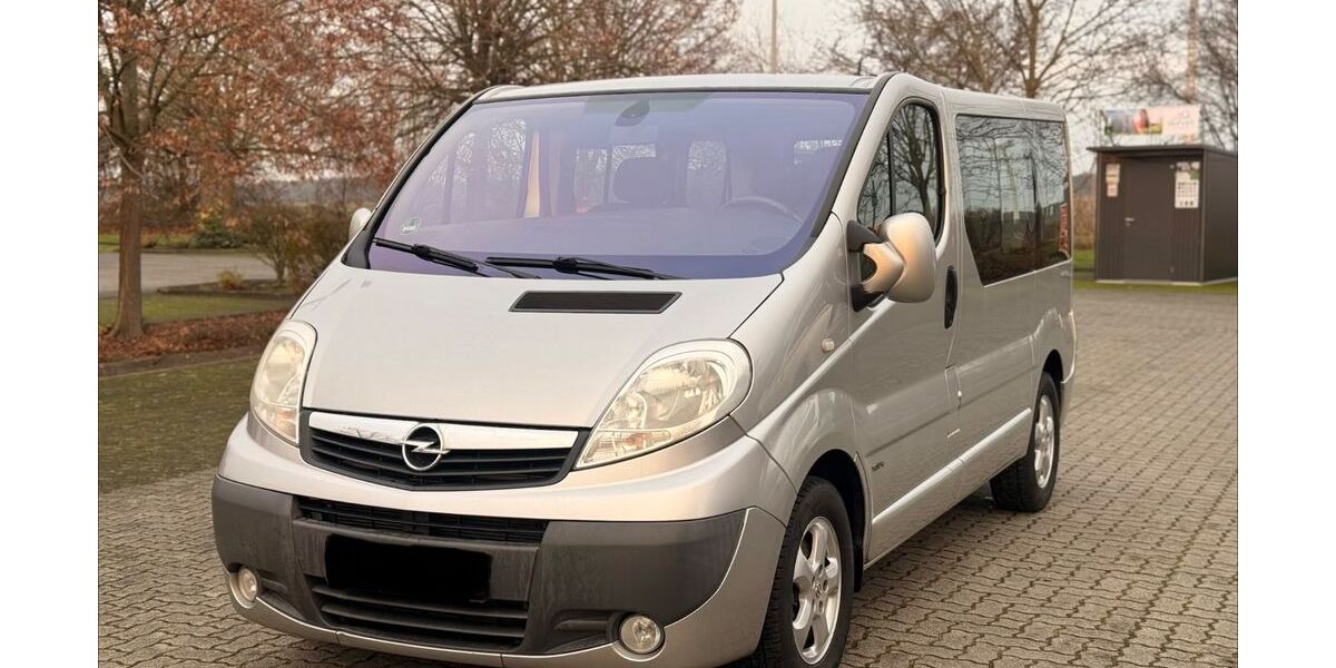 Opel Vivaro 258.862 km 7.790 &euro; Neustadt 31535