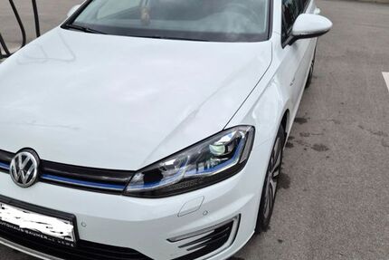 VW Golf 94.500 km 13.400 &euro; Laaber 93164