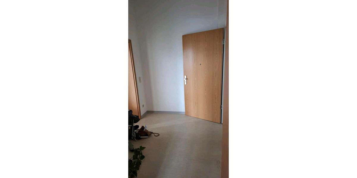 Etagenwohnung Rathenow - 1 Zimmer, 50 m&sup2;, 520&euro; | Angebot:26302983