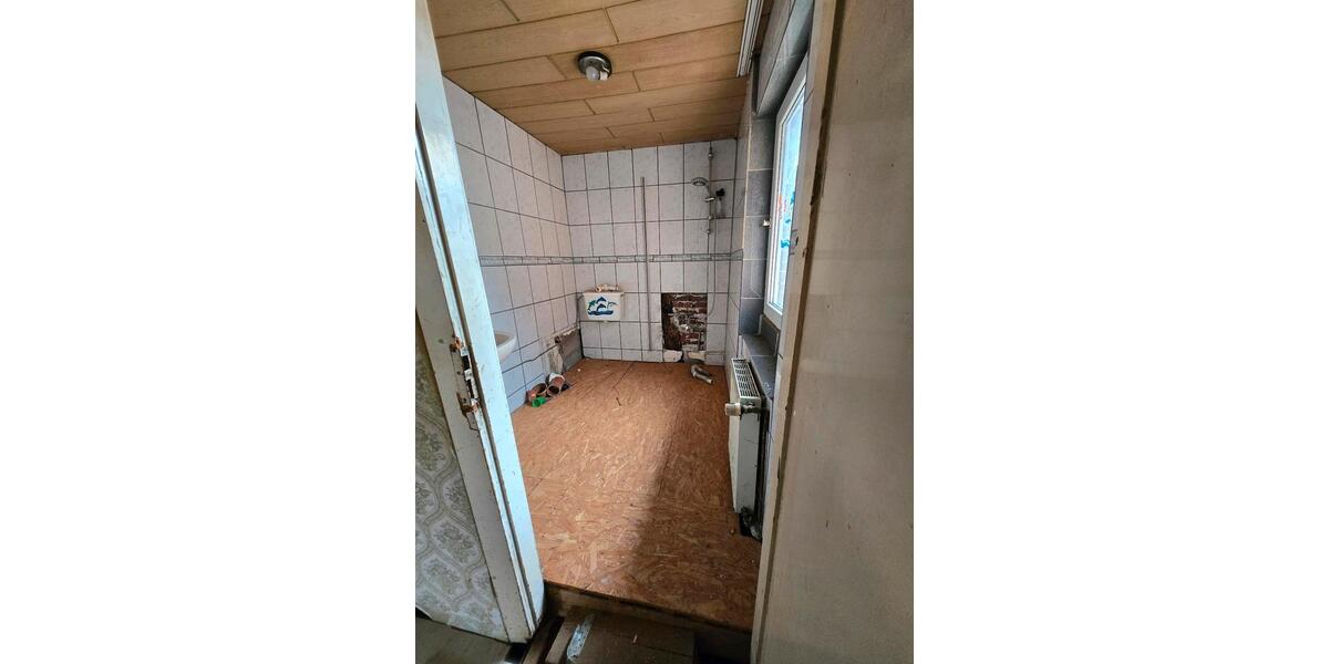 Etagenwohnung Übach-Palenberg Palenberg - 10 Zimmer, 214 m&sup2;, 110.000&euro; | Angebot:27156975