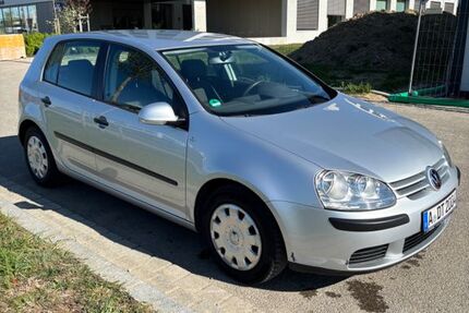 VW Golf 104.000 km 4.190 &euro; Neusäß 86356