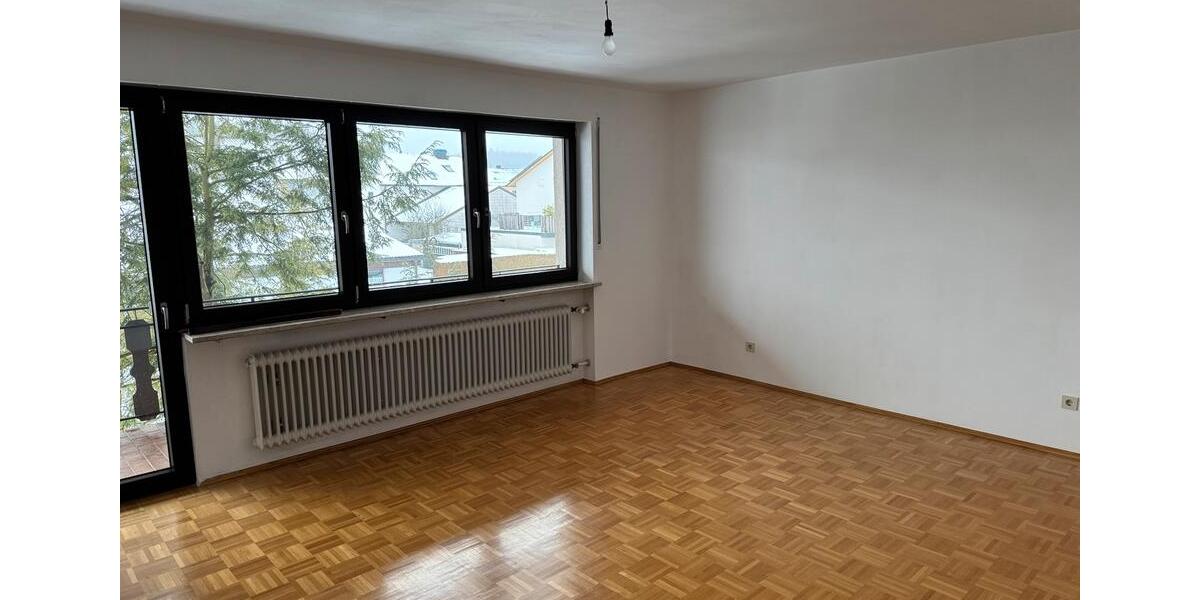 Einfamilienhaus Eichendorf - 6 Zimmer, 140 m&sup2;, 1.100&euro; | Angebot:24555147