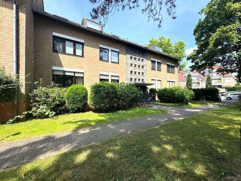 Wohnung zum Kaufen in Düsseldorf 349.000 € 89 m²