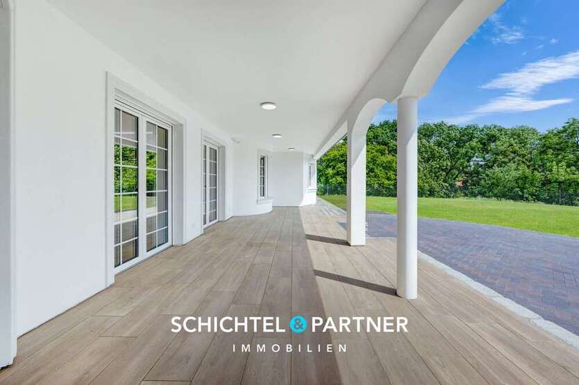 Haus zum Kaufen in Achim 2.998.900 € 524.65 m²