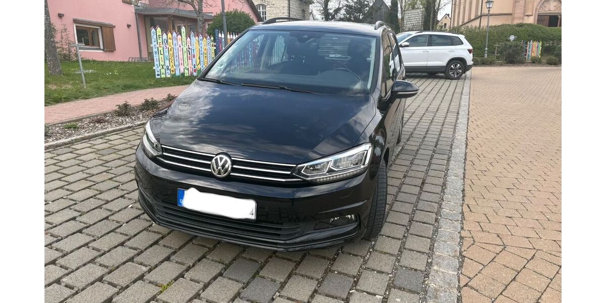 VW Touran 93.000 km 20.999 &euro; Neunkirchen am Brand 91077