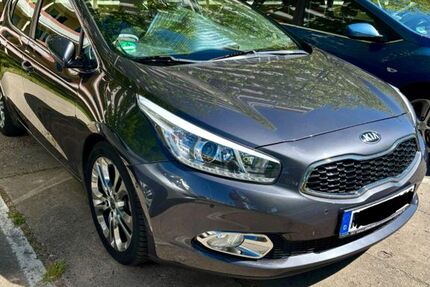 Kia ceed / Ceed 90.000 km 9.399 &euro; Neubrandenburg 17036