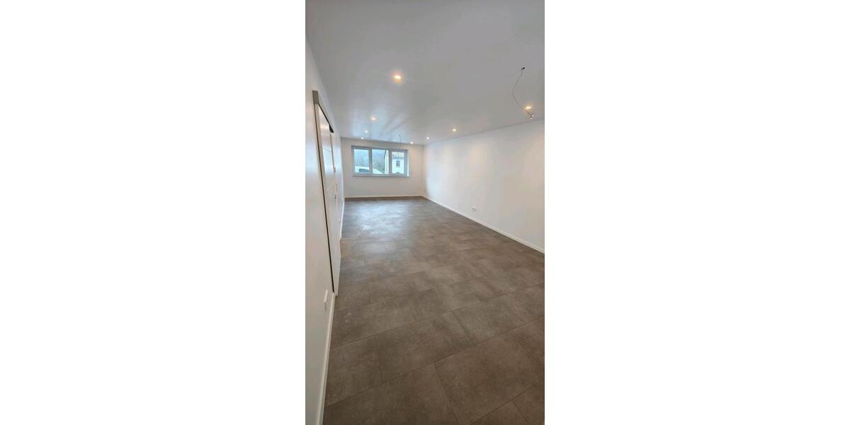 Doppelhaushälfte Wadern - 6 Zimmer, 190 m&sup2;, 1.350&euro; | Angebot:26409659