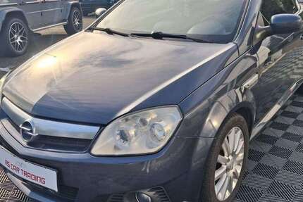 Opel Tigra 214.710 km 1.290 &euro; Altendiez 65624