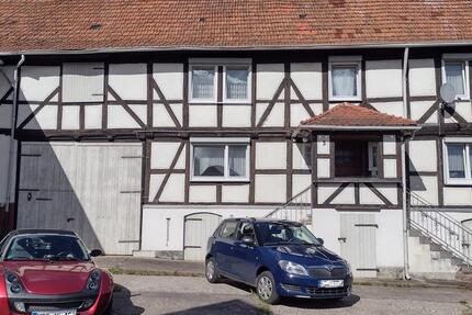 Einfamilien Fachwerkhaus mit Scheune, Garage, Stall u. Garten! 7 zimmer