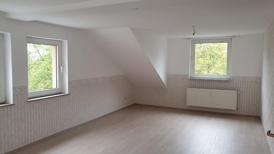 Dachgeschoßwohnung Vlotho - 1 Zimmer, 57 m&sup2;, 650&euro; | Angebot:26403748