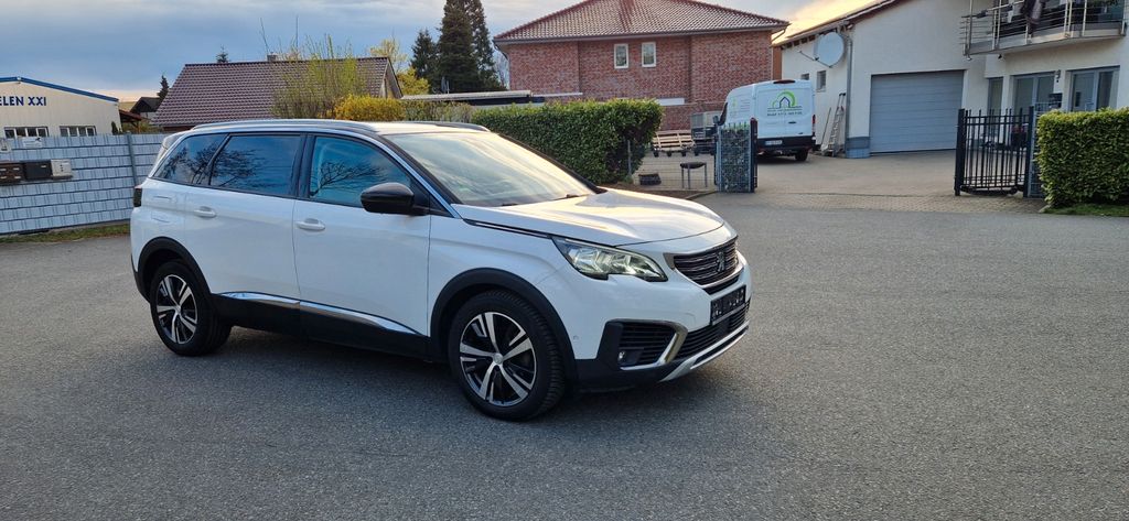 Peugeot 5008 219.224 km 8.997 &euro; Langenhagen 30853