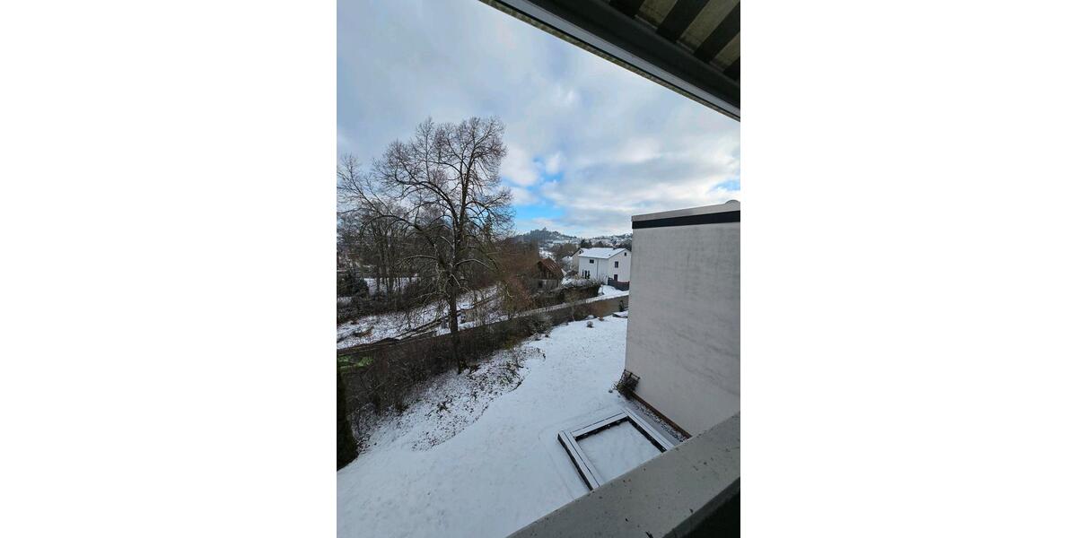 Modernisierte 3-Zimmer Wohnung mit Balkon und Garage zu verkaufen 3 zimmer