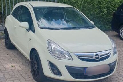 Opel Corsa 143.000 km 2.990 &euro; Kiel 24109