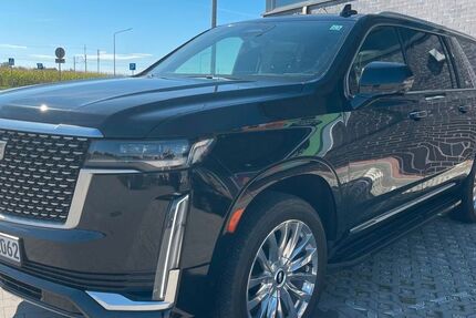 Cadillac Escalade 66.800 km 118.999 € Schkölen 07619