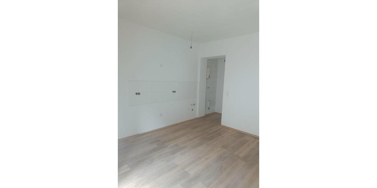 2 Zimmer Apartment im Erdgeschoss mit eigenen Hof 2 zimmer