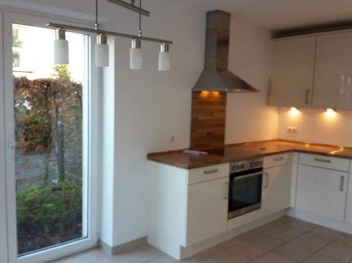 Mehrfamilienhaus, Wohnhaus Henstedt-Ulzburg Ulzburg - 5 Zimmer, 162 m&sup2;, 2.369&euro; | Angebot:26835377