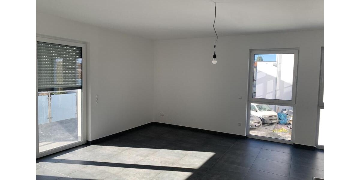 Etagenwohnung Bad Camberg - 2 Zimmer, 74 m&sup2;, 900&euro; | Angebot:25360893