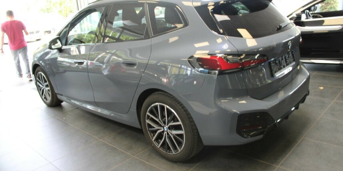 BMW 218 Active Tourer Aut. M Sport 62.748 km 24.980 &euro; Euskirchen 53881