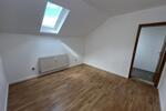 Renovierte 4 Zimmer Wohnung mit neuer Einbauküche im Herzen von Weida! - Dachgeschoßwohnung Weida Liebsdorf | Angebot:26146306