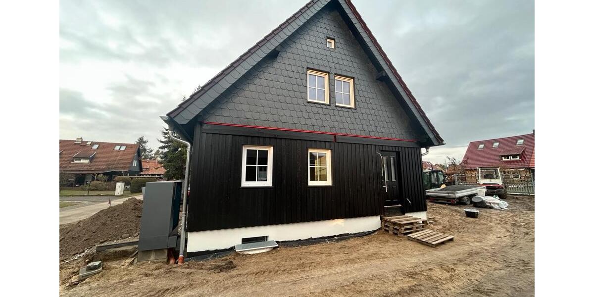 Sanierte Doppelhaushälfte Erstbezug Effizienzhaus 4 zimmer