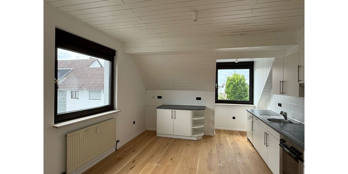 Ruhig & zentral: Helle 5-ZKBF mit Terrasse & Keller Bäder NEU - Etagenwohnung Pfungstadt | Angebot:26553637