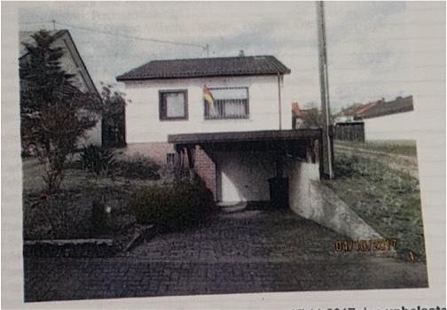 Einfamilienhaus Überherrn - 4 Zimmer, 104 m&sup2;, 219.000&euro; | Angebot:27014468