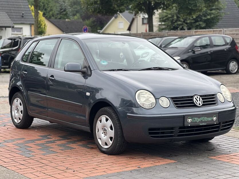 VW Polo 158.711 km 2.300 € Rellingen 25462