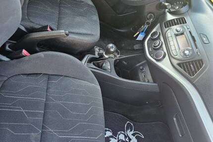 Kia Picanto 166.300 km 2.100 € Köln 50968