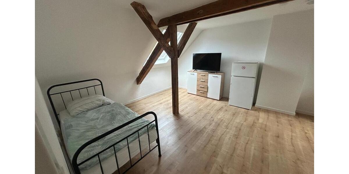 Reihenhaus Finnentrop - 8 Zimmer, 230 m&sup2;, 1.840&euro; | Angebot:26196884