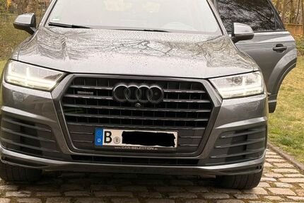 Audi Q7 203.000 km 24.500 &euro; Berlin 13403