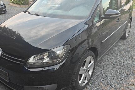 VW Touran 178.000 km 9.800 &euro; Heimburg 38889
