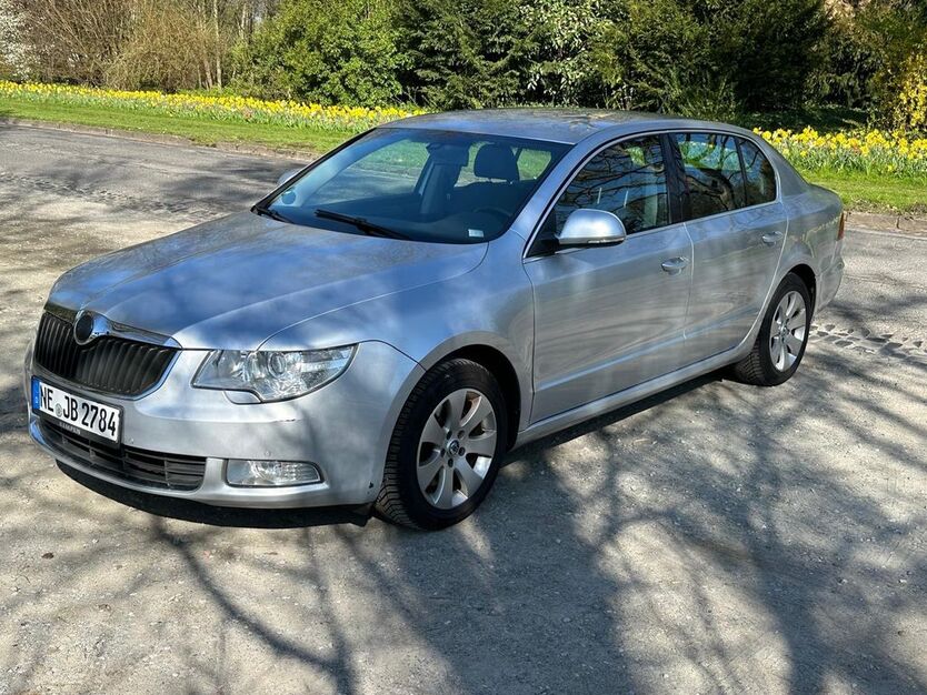 Skoda Superb 178.950 km 4.900 € Mönchengladbach 41199