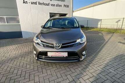 Toyota Verso 81.435 km 14.900 &euro; Bedburg-Hau 47551