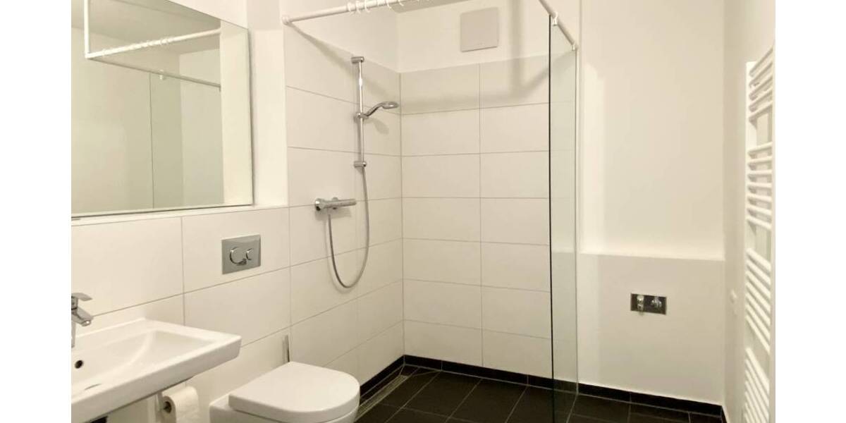 Etagenwohnung Düsseldorf Bilk - 2 Zimmer, 49 m&sup2;, 798&euro; | Angebot:26378765