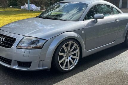 Audi TT 124.000 km 25.500 &euro; Lichtenstein 09350