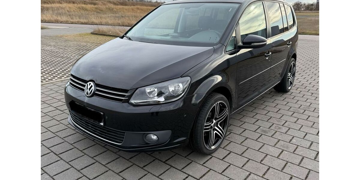 VW Touran 295.000 km 4.700 &euro; Schkeuditz 04435