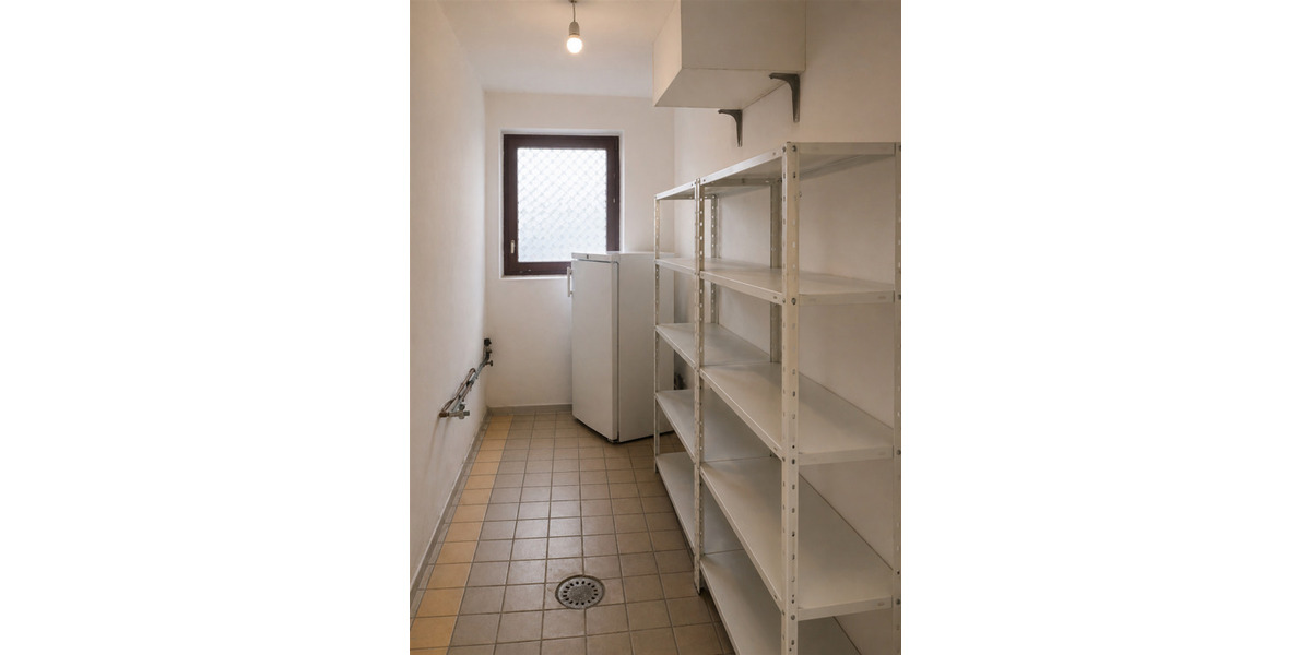 Doppelhaushälfte Sondershausen Sondershausen - 5 Zimmer, 265 m&sup2;, 255.000&euro; | Angebot:26358881