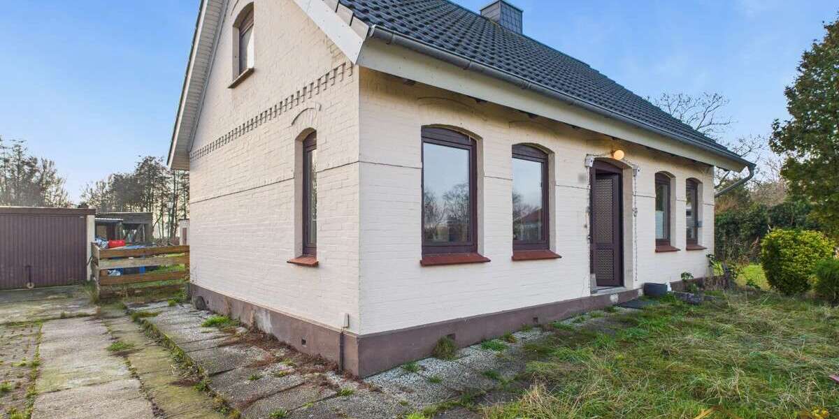 Haus zum Kaufen in Otterndorf 244.000 € 80.36 m² 4 zimmer