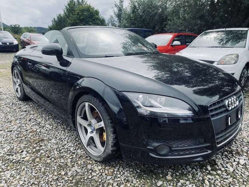 TT