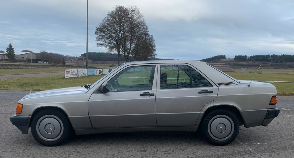Mercedes-Benz 190 203.159 km 4.321 &euro; Münsingen 72525