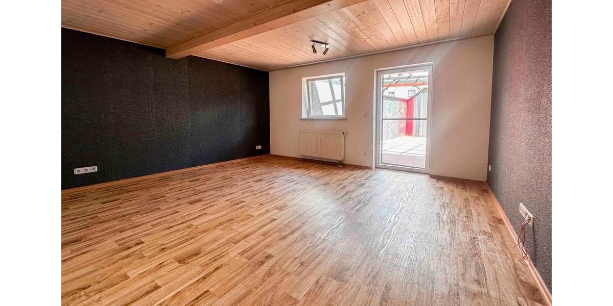 Terrassenwohnung Höchstadt an der Aisch - 4 Zimmer, 120 m&sup2;, 930&euro; | Angebot:26394207