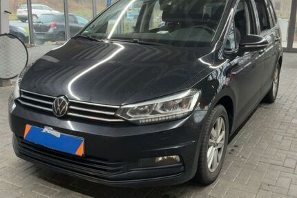 VW Touran 55.700 km 28.490 &euro; Wilhelmshaven 26389