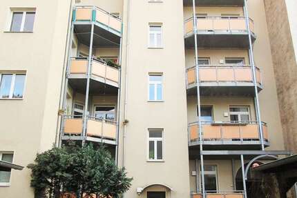 Wohnung zum Mieten in Halle (Saale) 750 € 90 m² 4 zimmer