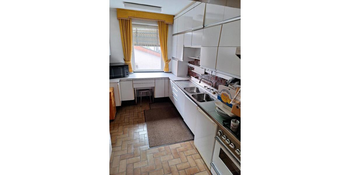 Einfamilienhaus Edenkoben - 7 Zimmer, 178 m&sup2;, 260.000&euro; | Angebot:27093866