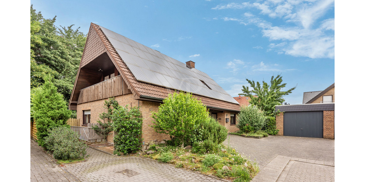 Vielseitiges Zweifamilienhaus mit tollem Garten – Wohnen & Gestalten nach eigenen Vorstellungen! 7 zimmer