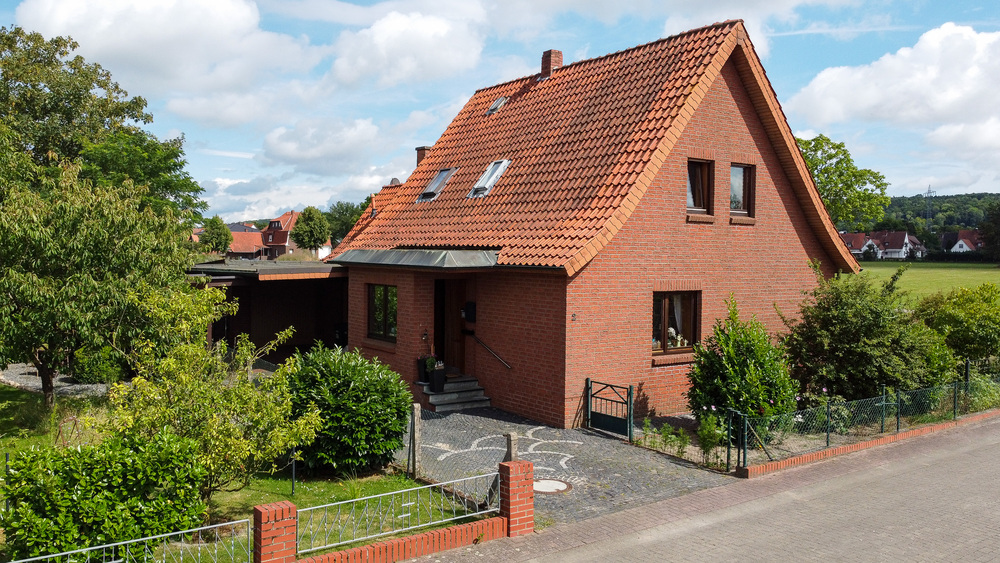 Wohngenuss mit Charme - gepflegtes Ein- bis Zweifamilienhaus mit Wintergarten - Einfamilienhaus Lemförde | Angebot:25862195