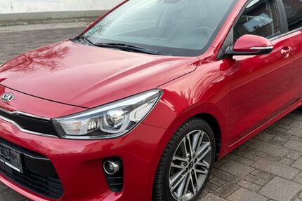 Kia Rio 89.000 km 10.490 &euro; Arnsberg 59755