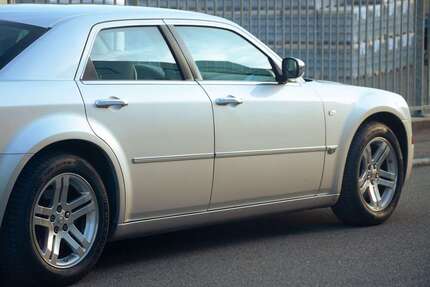 Chrysler 300C 107.118 km 7.500 &euro; Aspach 71546
